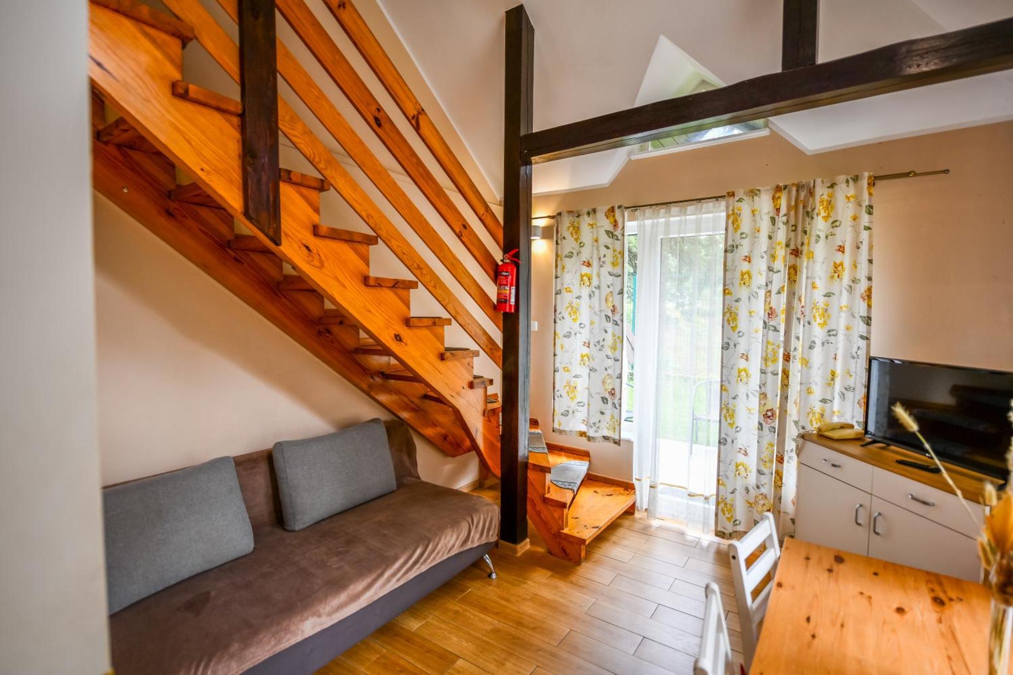 Forest Family Resort - Domki Caloroczne Ustka Kültér fotó