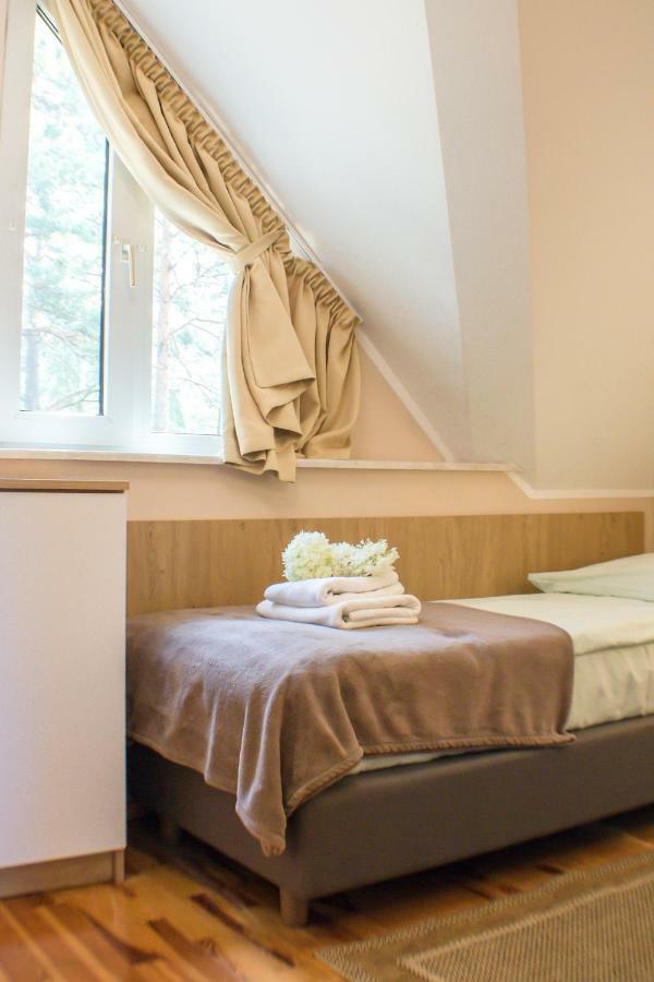 Forest Family Resort - Domki Caloroczne Ustka Kültér fotó